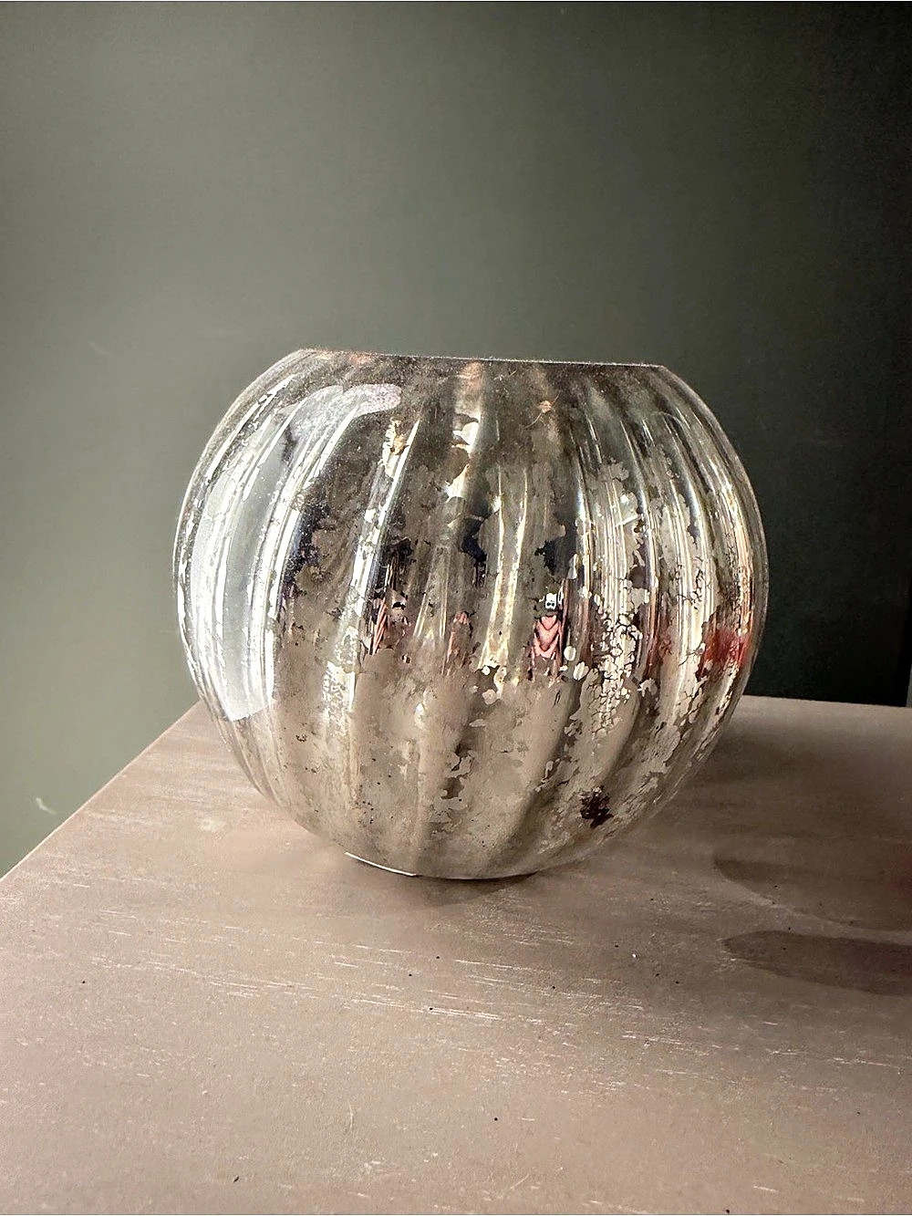 Mirror Design Silver Glass Vase Round